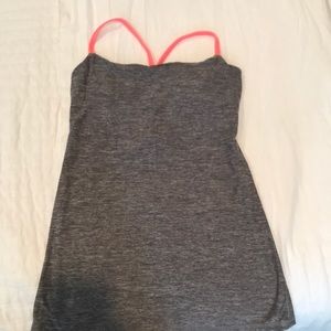 Lululemon top